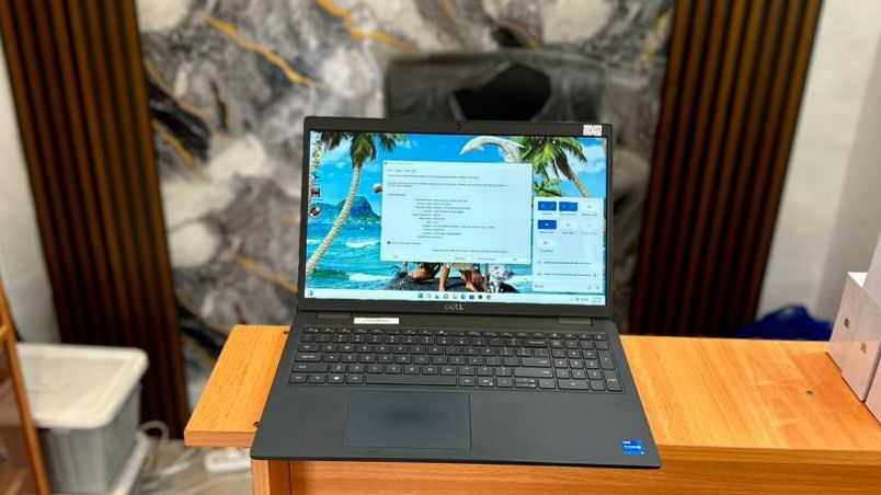 Dell Latitude 3520