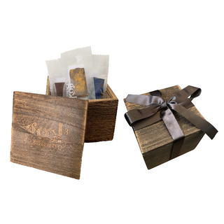 9 x 10g Chocolate Wooden Box Gift Set