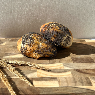 Surdegskubb med vallmofrön 