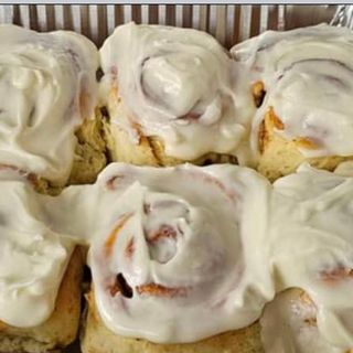 Cinnamon Rolls 