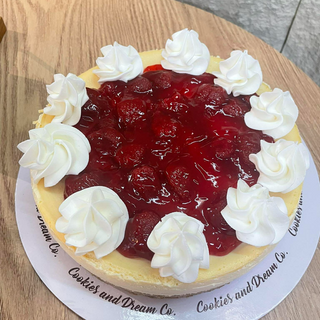 STRAWBERRY CHEESECAKE 1520  ( SOLD OUT ) 