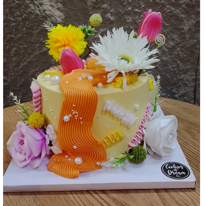 CUSTOM CAKE WITH ARTIFICIAL FLOWERS 2000