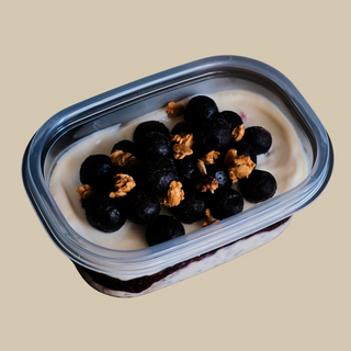 Blueberries with Honey Greek Yogurt 藍莓蜂蜜希臘優格