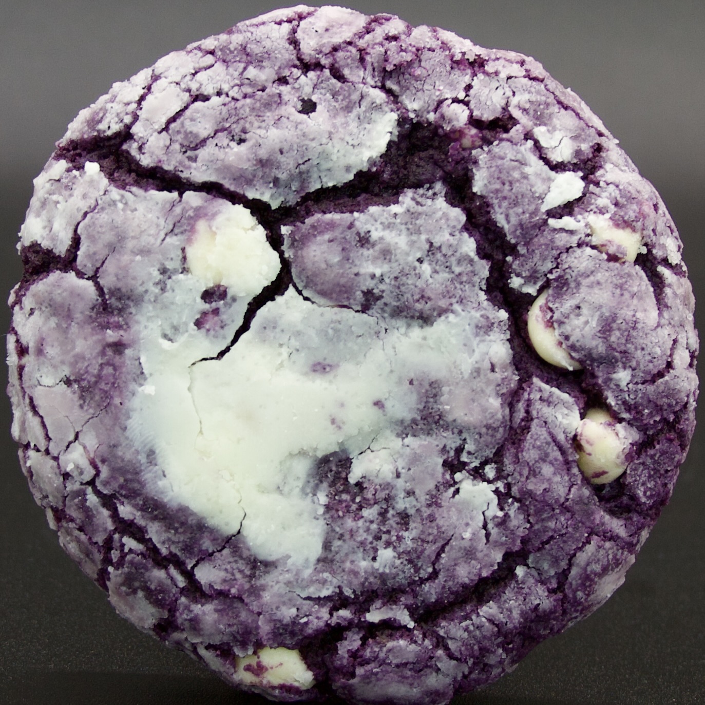 Ube Crinkle Cookie 3oz Main Image