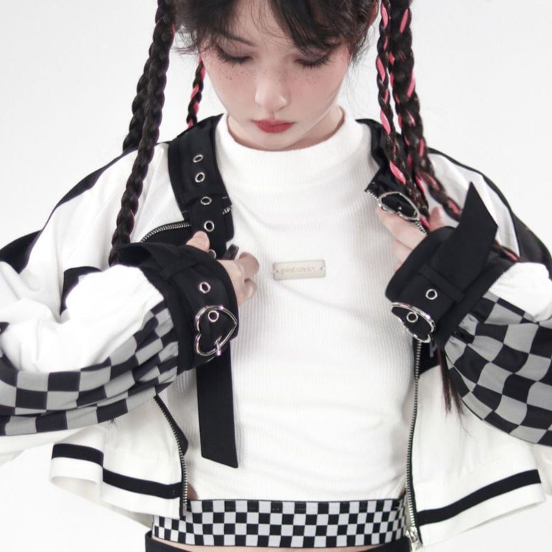 Short Jacket With Sleeves