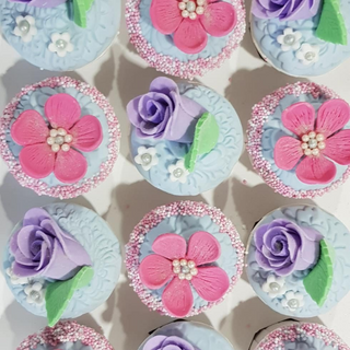 Flower fondant Theme cupcakes