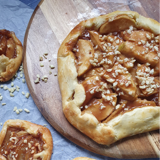 Salted Caramel Apple Galette - 9"