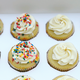 Vanilla Cupcakes  Image