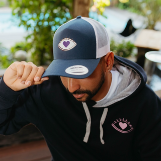 Casquette Filet Navy - Œil cœur