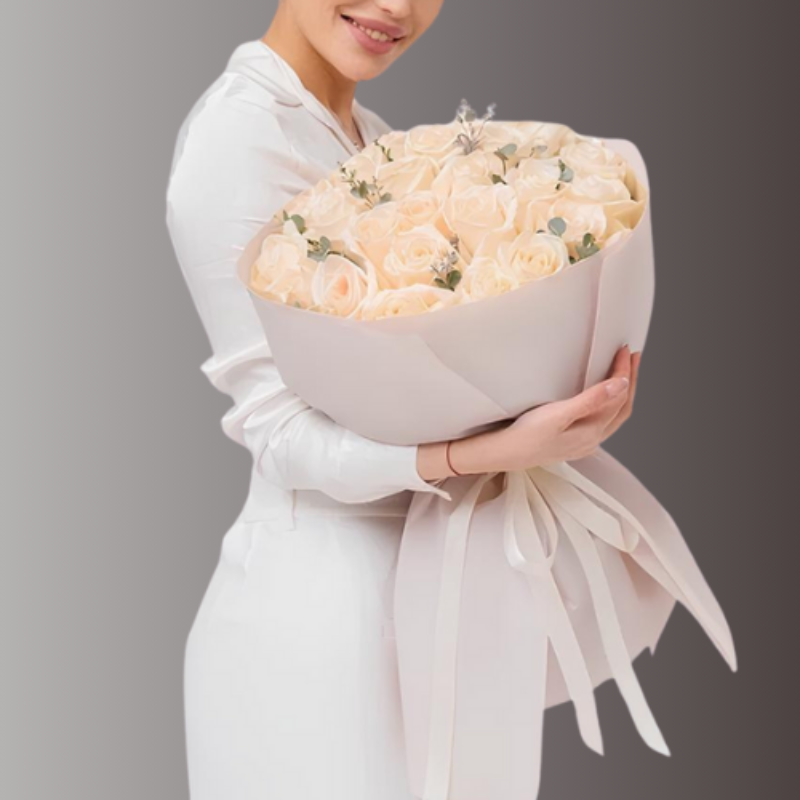 21 White Rose Bouquet