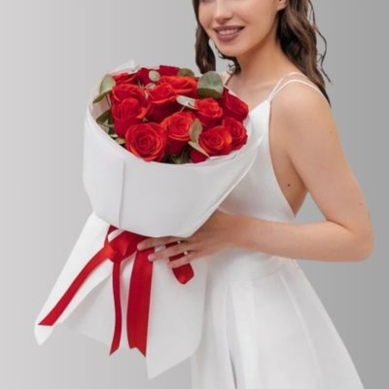 10 Red Roses Bouquet