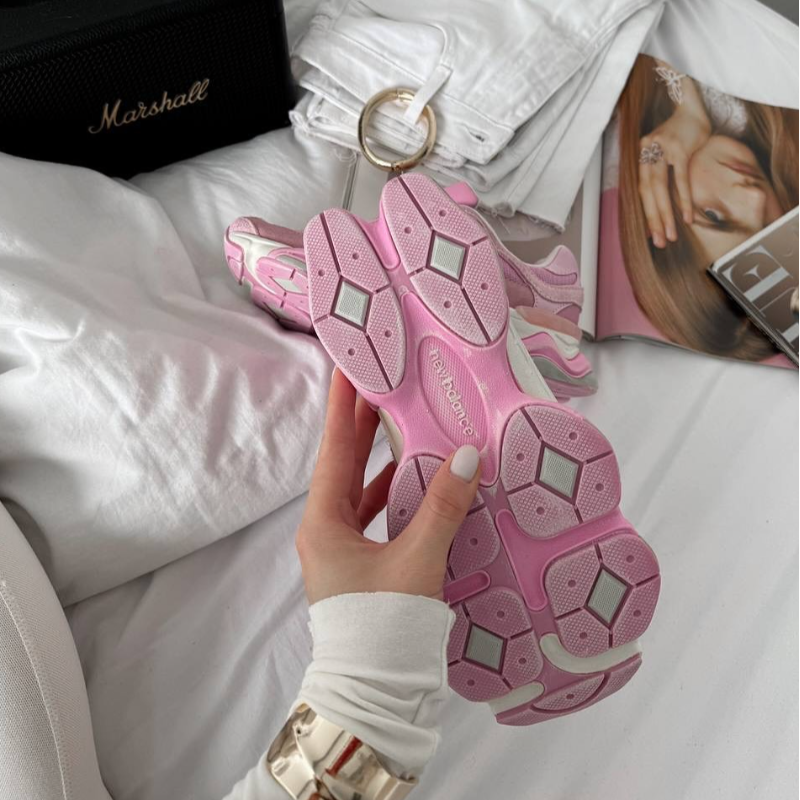 New Balance 9060 Pink