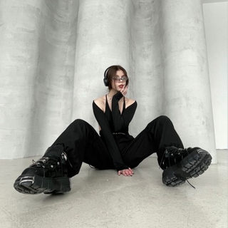 Vetements - x New Rock leather Black C