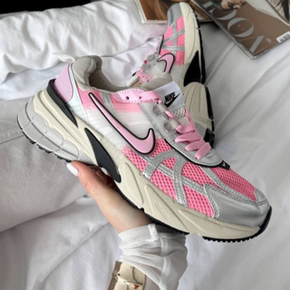 Nike V2K Run Metallic Pink