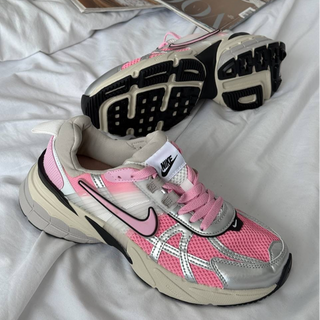 Nike V2K Run Metallic Pink