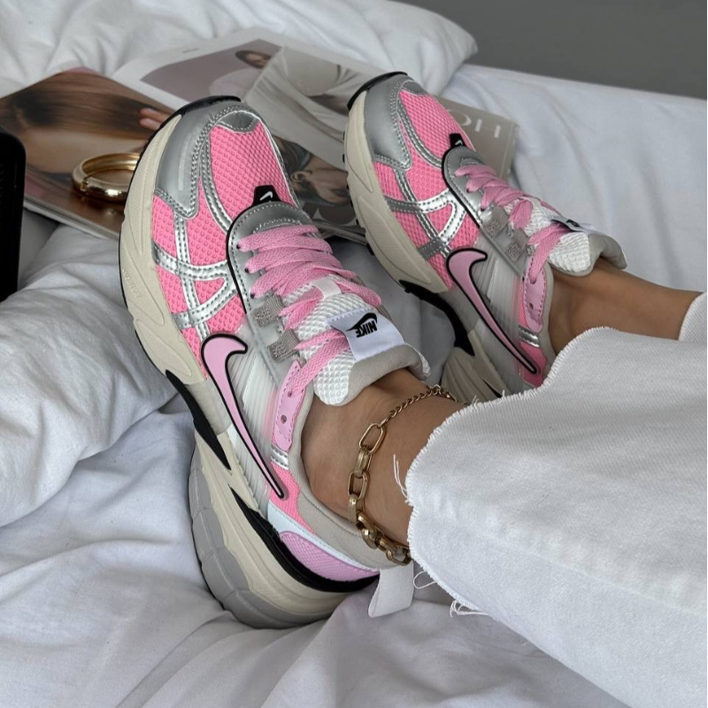 Nike V2K Run Metallic Pink