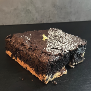 Sea Salt Cookie Brownie 海盐曲奇布朗尼