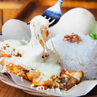 Ayam geprek mozarella