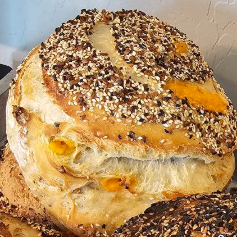 Grand Goat Cheezy Everything Bagel Main Image