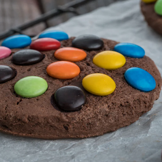 Smartie Choc Chip Dark Cookie (min order 6 pieces)