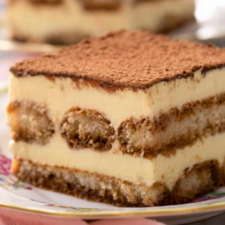 Tiramisu (min order 6 pieces)