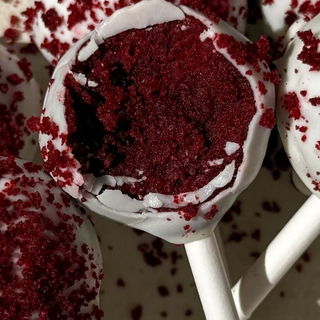 Red velvet cakepop