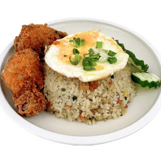 Spicy Drummet And Egg Fried Rice