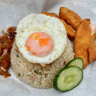 [B5] Nasi Goreng Sambal Dada Ayam