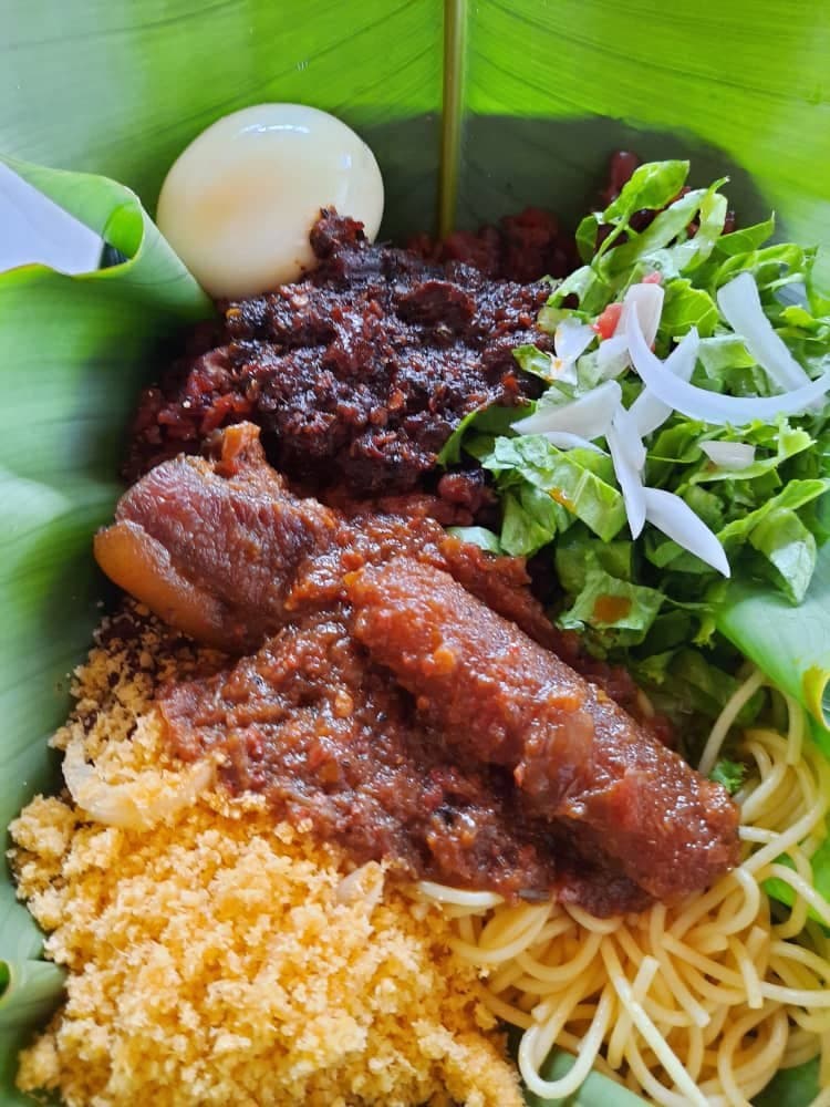WAAKYE AND PONMO 🌱