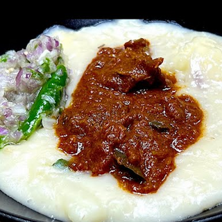 PAL KAPPA WITH BEEF CURRY