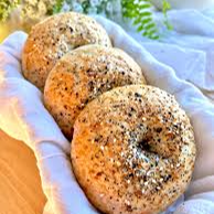 Everything bagel Main Image