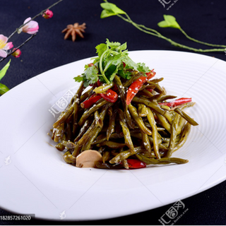 B11) Flavorful Stir-Fried Green Beans 风味豆角