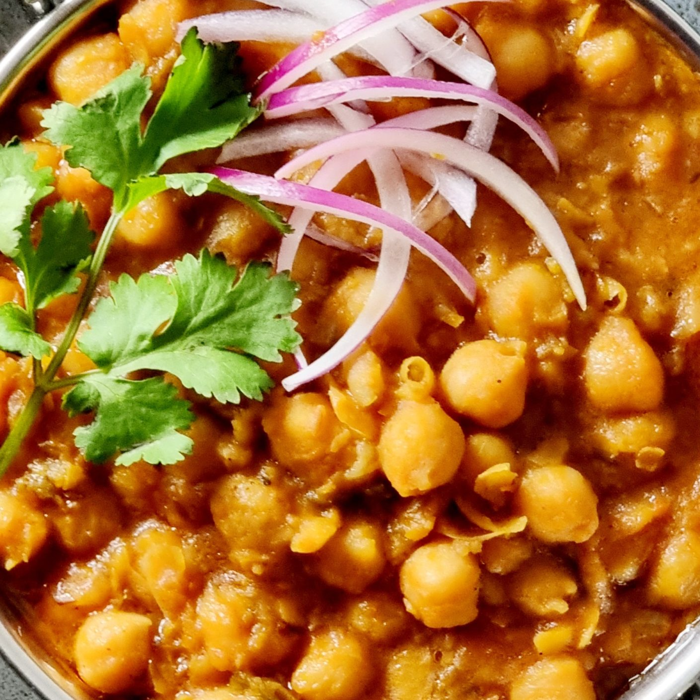 Spice-Infused Chickpea Symphony - Chana Masala - (650ml) Main Image