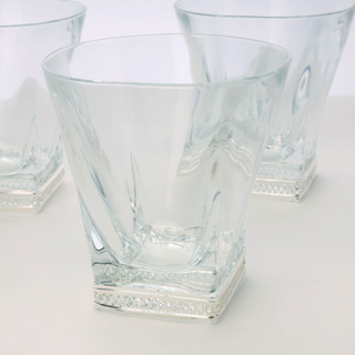 WG0009-V Shape Whisky Glass With Silver Detail