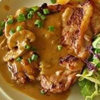 CHICKEN CHOP w MUSHROOM SAUCE - RTEWT001