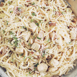 SPAGHETTI CHICKEN CARBONARA - RTEPA004