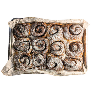 Tray of Cinnamon Buns ( 12pcs )