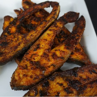 Fish Fries, Pomfret (3 Pieces)