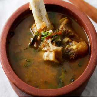 Nalli Elumbu Soup (16 oz.)