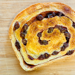 cinnamon raisin bread