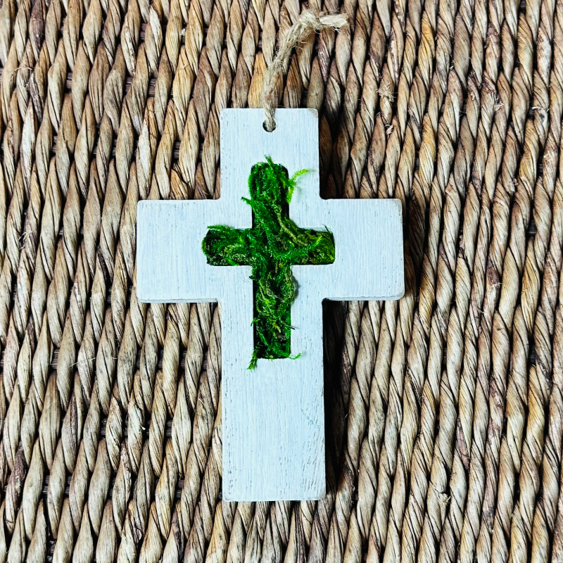 wood cross with moss 5 inches