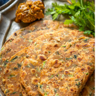 Methi paratha with Paneer burji