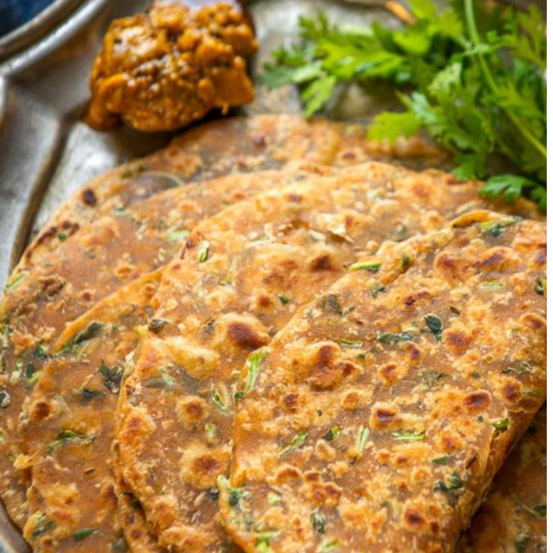 Methi paratha with Paneer burji Main Image