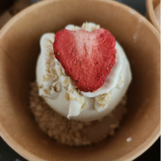 Oatmeal Bomb- Strawberry 