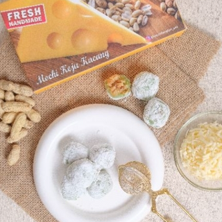 MOCHI SPECIAL KEJU KACANG