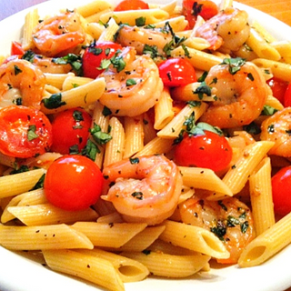 Garlic Shrimp Pasta with Cherry Tomatoes 