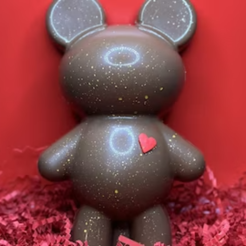 Chocolate Bear w/ Small Heart Main Image