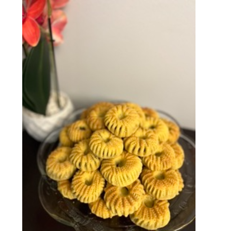 Ma'mool (Date stuffed cookies) Large Image