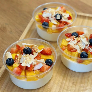 Coconut Jelly With Assorted Fresh Fruit