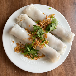 Chicken Steamed Rice Rolls